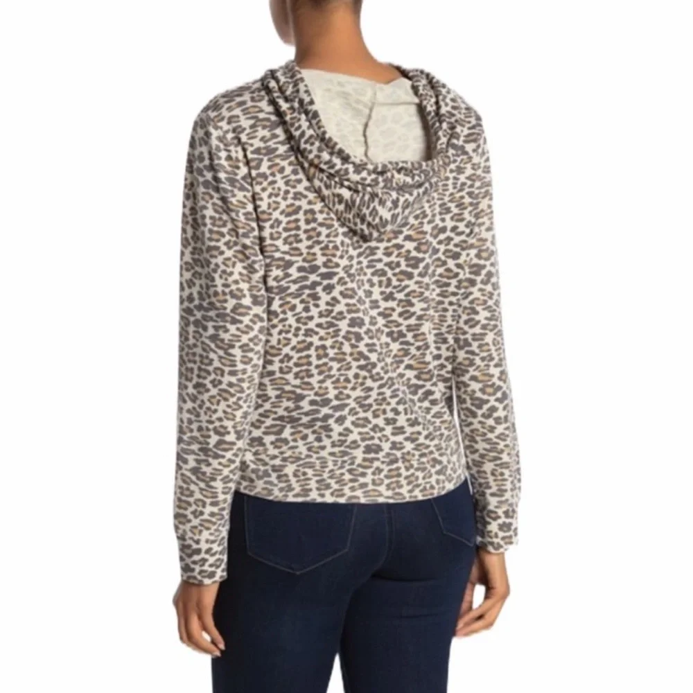 C&C California Leopard Print Twist Front Hooded Sweatshirt Size Medium